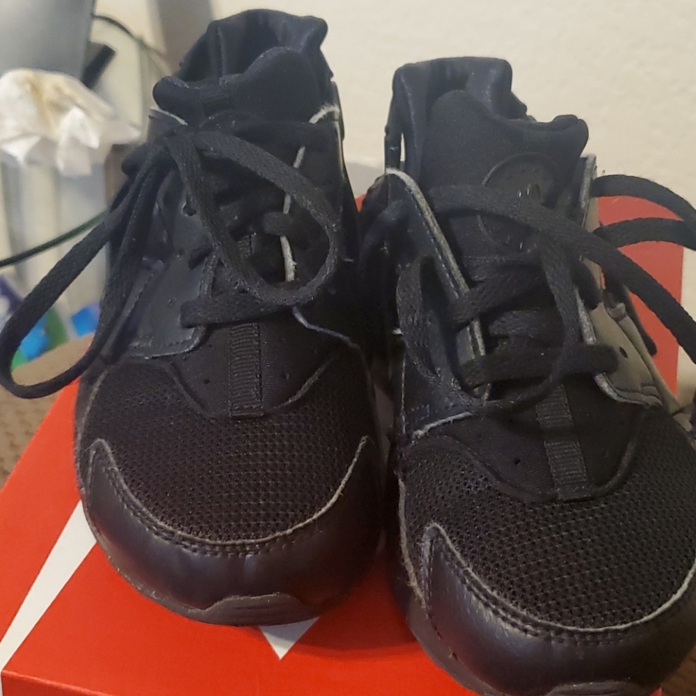 Nike Huarache Black